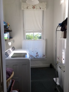 laundry room with washer and dryer - mansion amenities